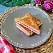 Roti Bakar Strawberry